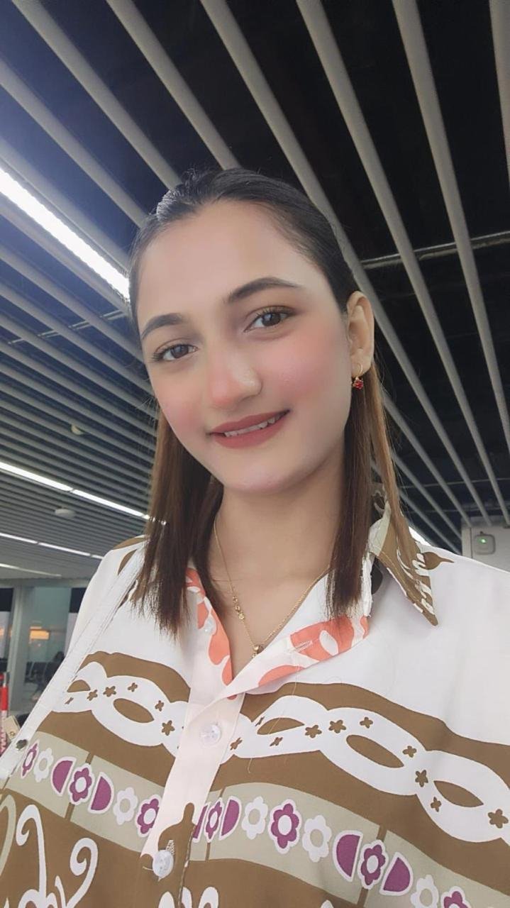 Nandini-housewife-bangalore-Photo 2 of 5