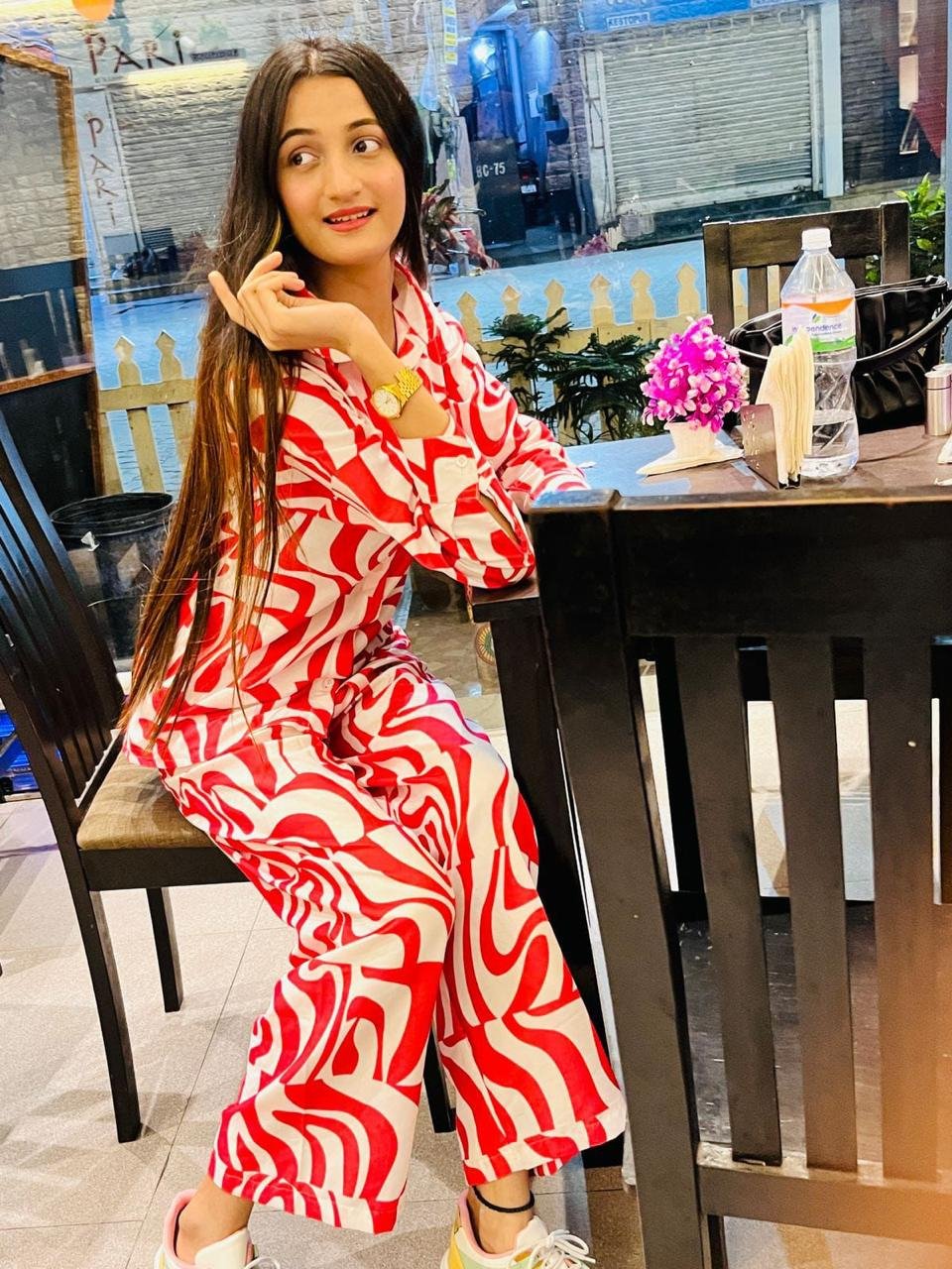 Nandini-housewife-bangalore-Photo 3 of 5